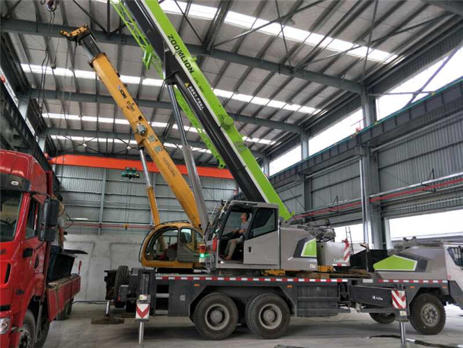 辛集市高空车出租需要注意哪些安全事项？